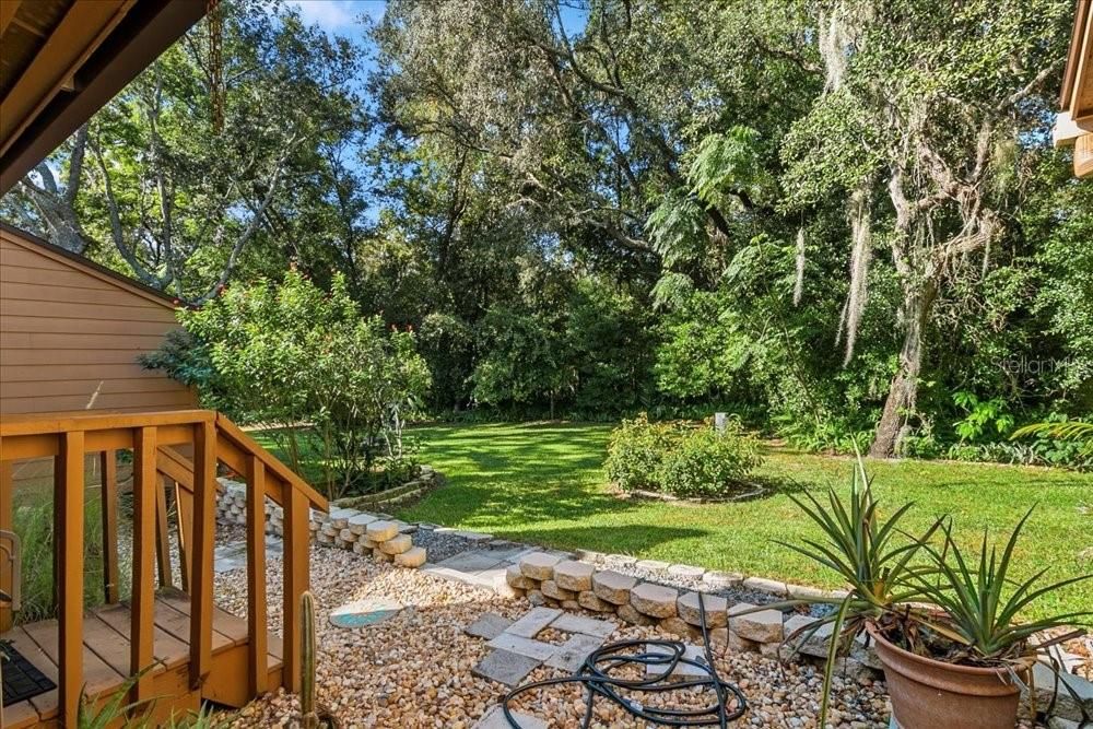 Active With Contract: $340,000 (3 beds, 2 baths, 1540 Square Feet)