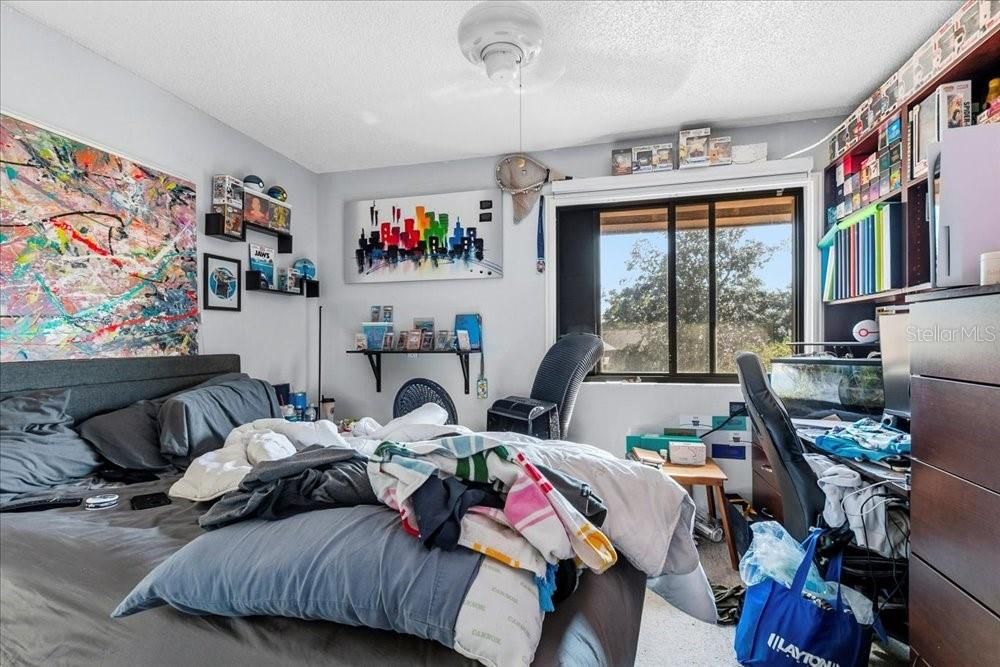 Active With Contract: $340,000 (3 beds, 2 baths, 1540 Square Feet)