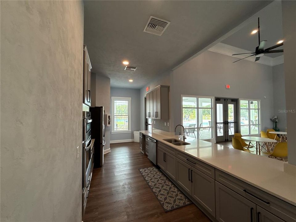 En Venta: $388,640 (3 camas, 2 baños, 1530 Pies cuadrados)