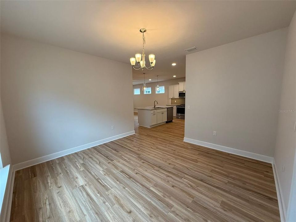 En Venta: $388,640 (3 camas, 2 baños, 1530 Pies cuadrados)