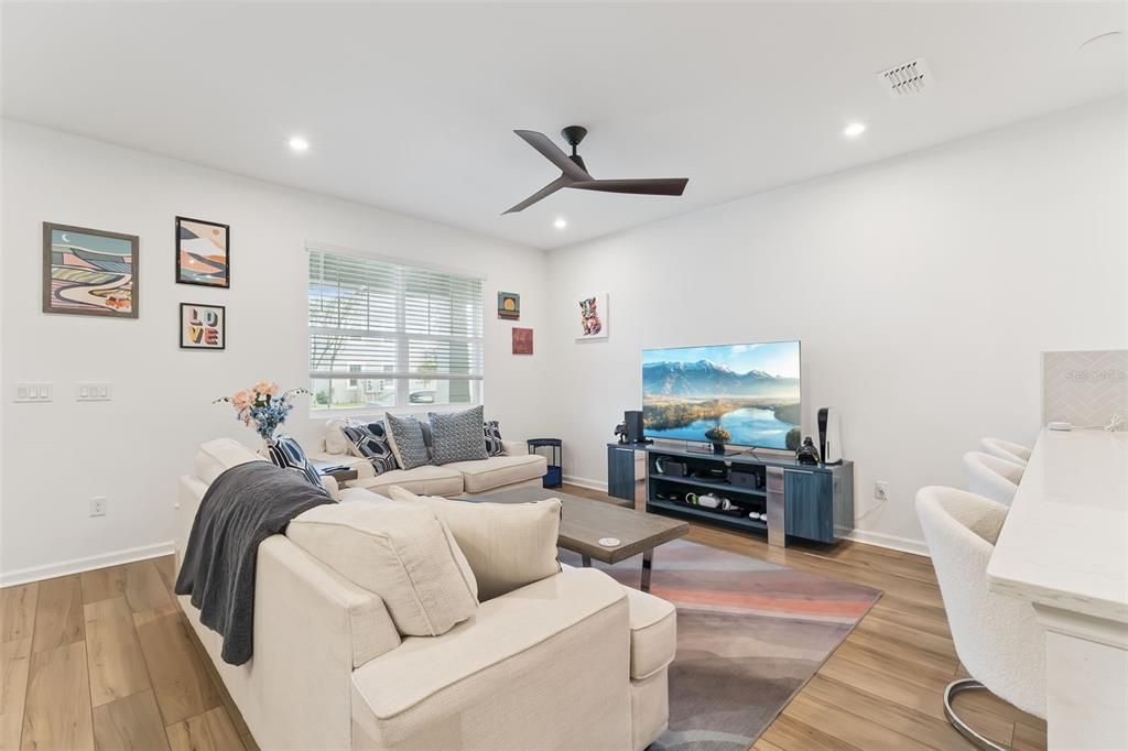 En Venta: $430,000 (3 camas, 2 baños, 1491 Pies cuadrados)