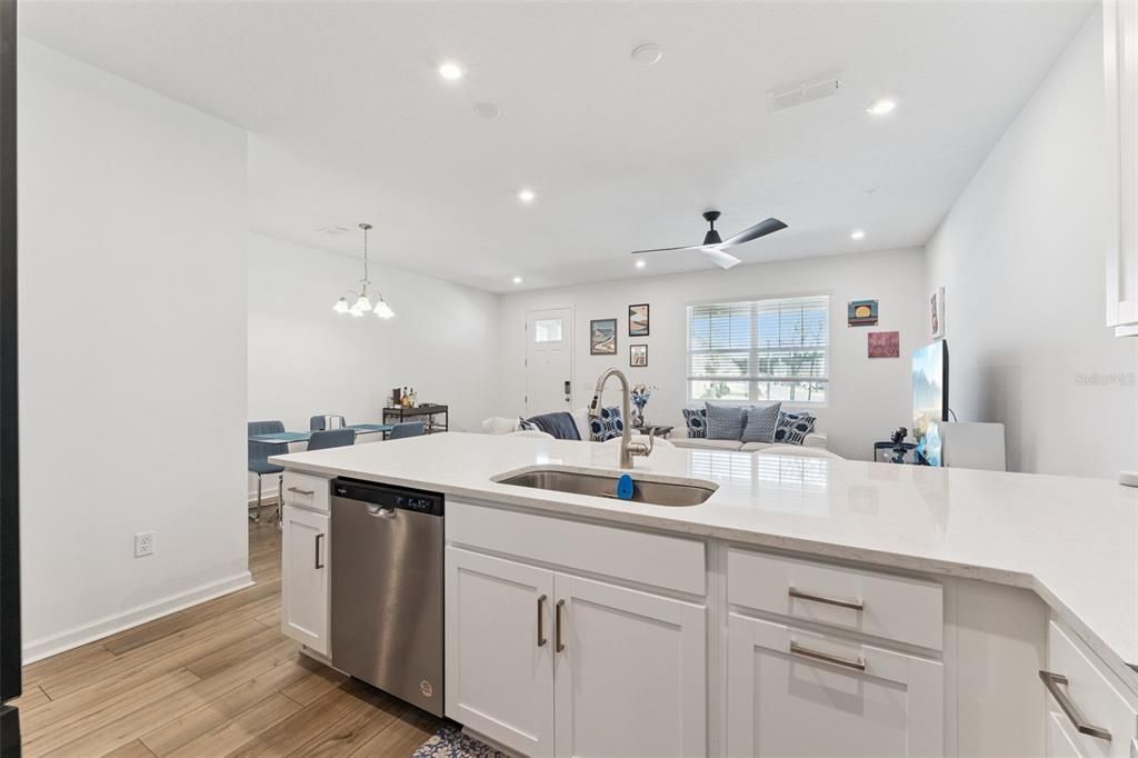 En Venta: $430,000 (3 camas, 2 baños, 1491 Pies cuadrados)