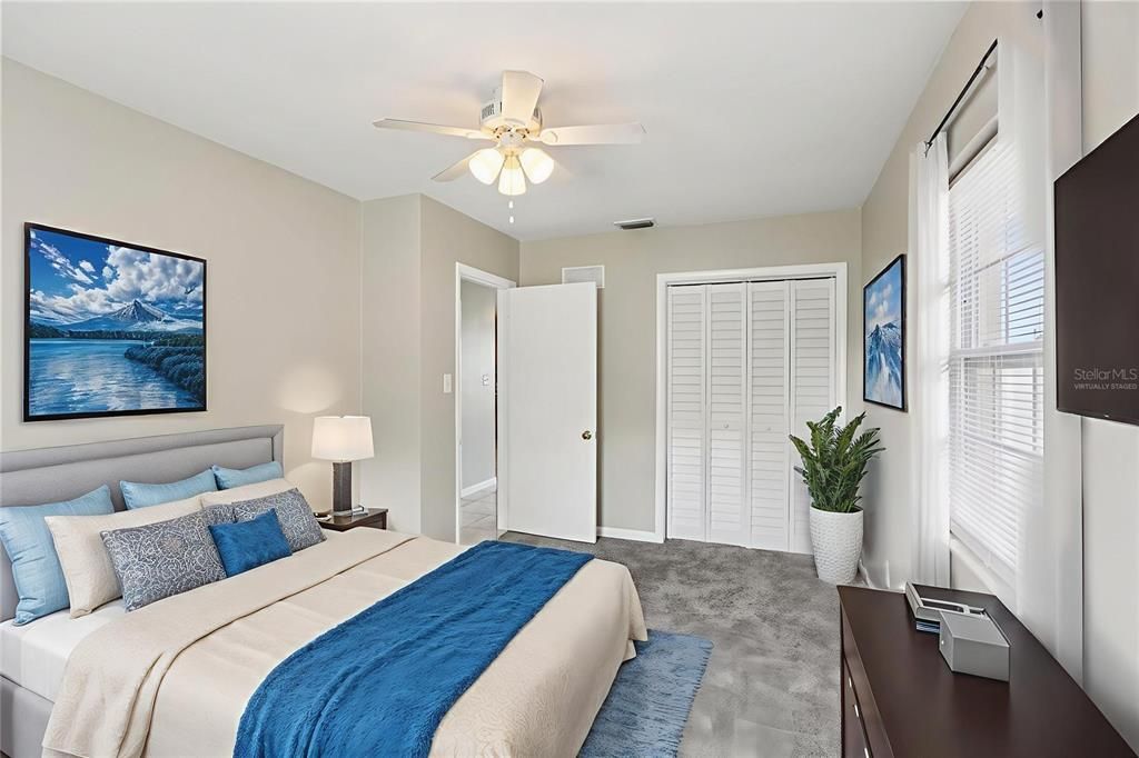 待售: $265,000 (2 贝兹, 1 浴室, 1045 平方英尺)