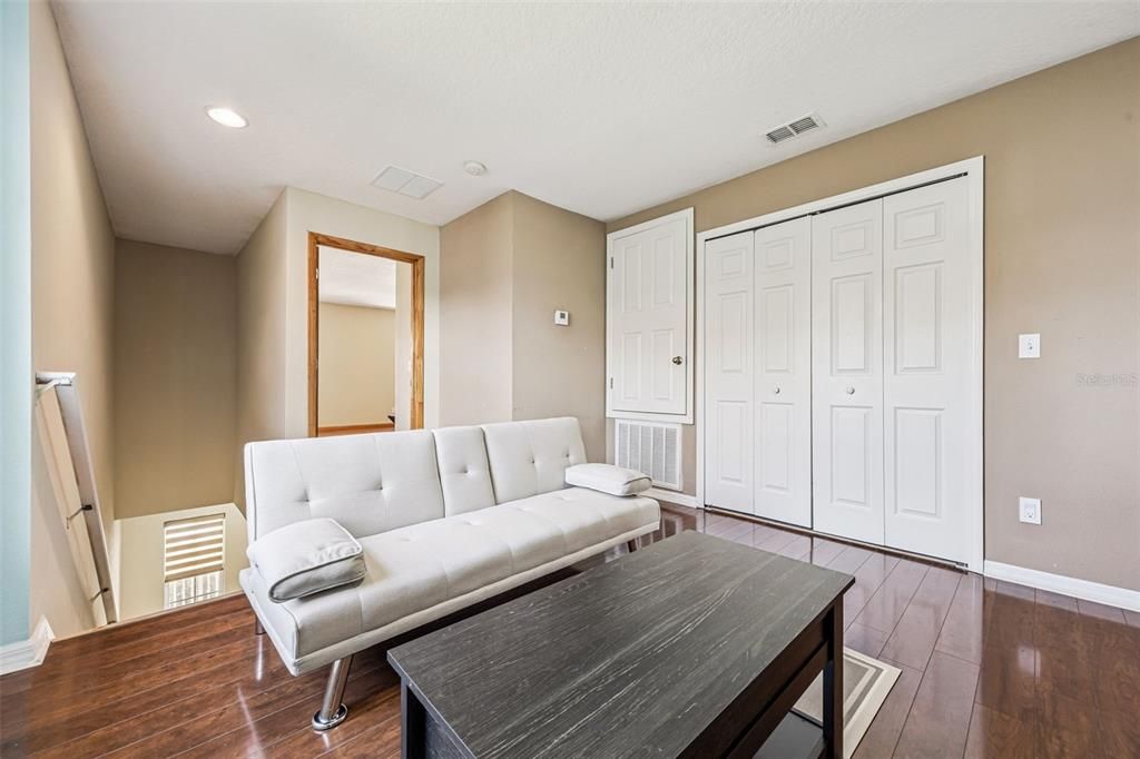 Active With Contract: $299,900 (3 beds, 2 baths, 1872 Square Feet)