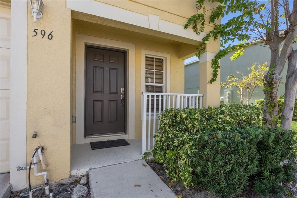 Active With Contract: $299,900 (3 beds, 2 baths, 1872 Square Feet)