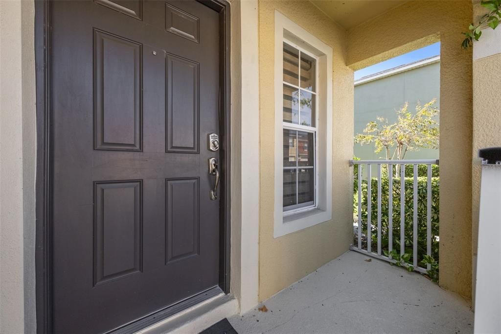 Active With Contract: $299,900 (3 beds, 2 baths, 1872 Square Feet)
