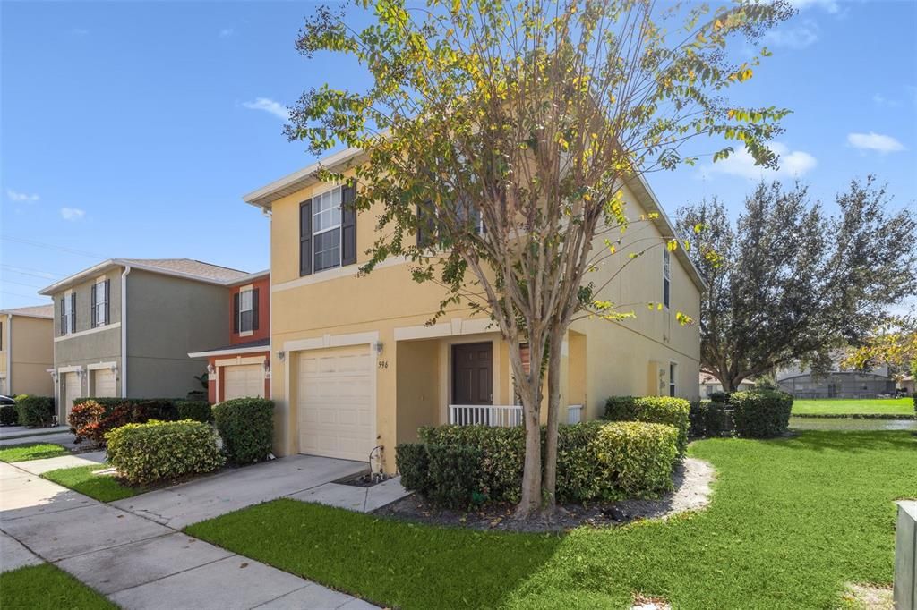 Active With Contract: $299,900 (3 beds, 2 baths, 1872 Square Feet)