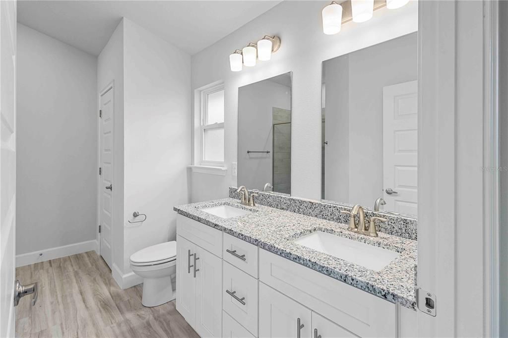 For Sale: $371,650 (4 beds, 2 baths, 1820 Square Feet)