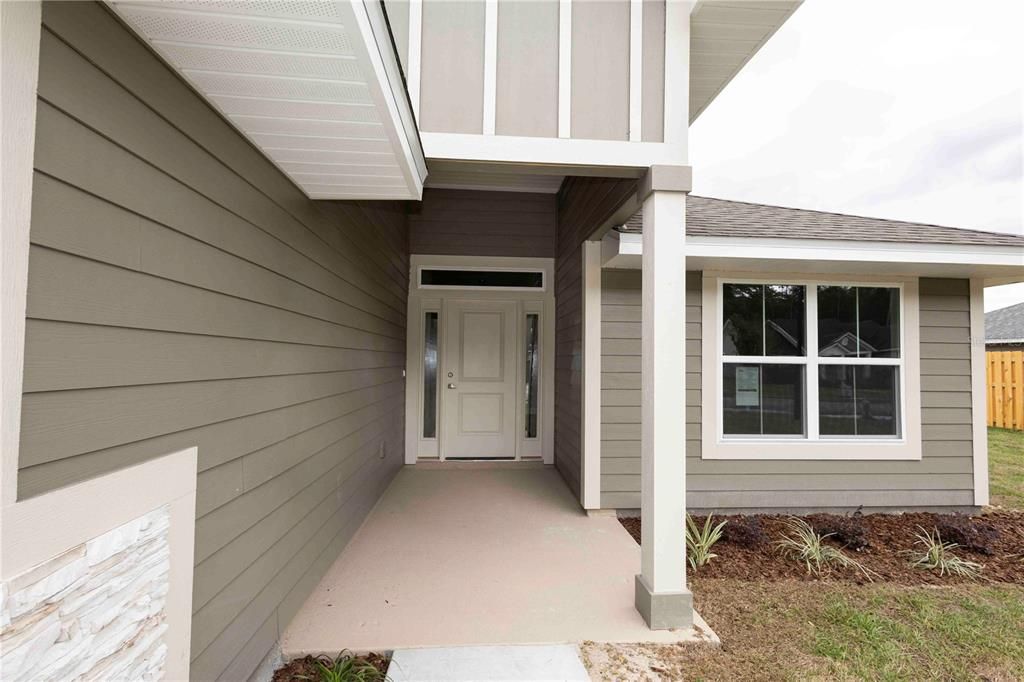 For Sale: $371,650 (4 beds, 2 baths, 1820 Square Feet)