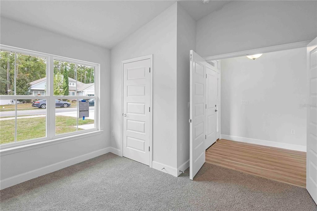 For Sale: $371,650 (4 beds, 2 baths, 1820 Square Feet)