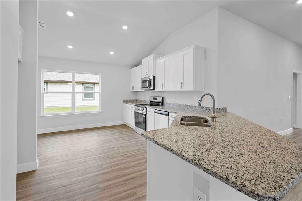 For Sale: $371,650 (4 beds, 2 baths, 1820 Square Feet)