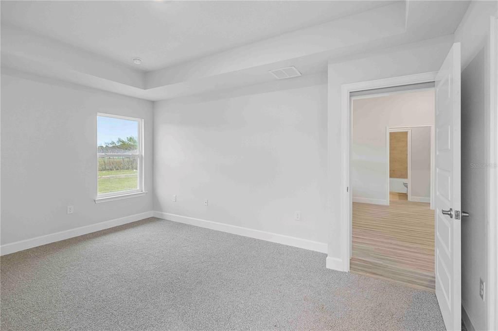 For Sale: $371,650 (4 beds, 2 baths, 1820 Square Feet)