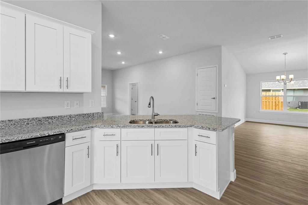 For Sale: $371,650 (4 beds, 2 baths, 1820 Square Feet)