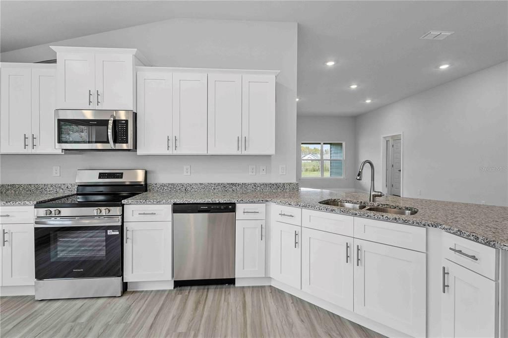 For Sale: $371,650 (4 beds, 2 baths, 1820 Square Feet)