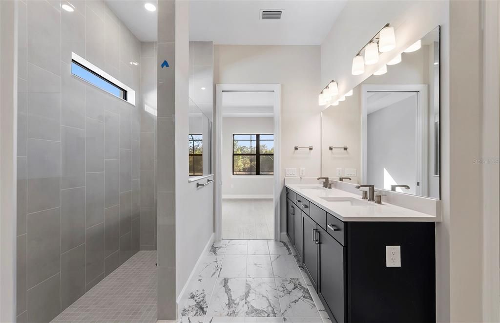 For Sale: $785,000 (2 beds, 2 baths, 1670 Square Feet)