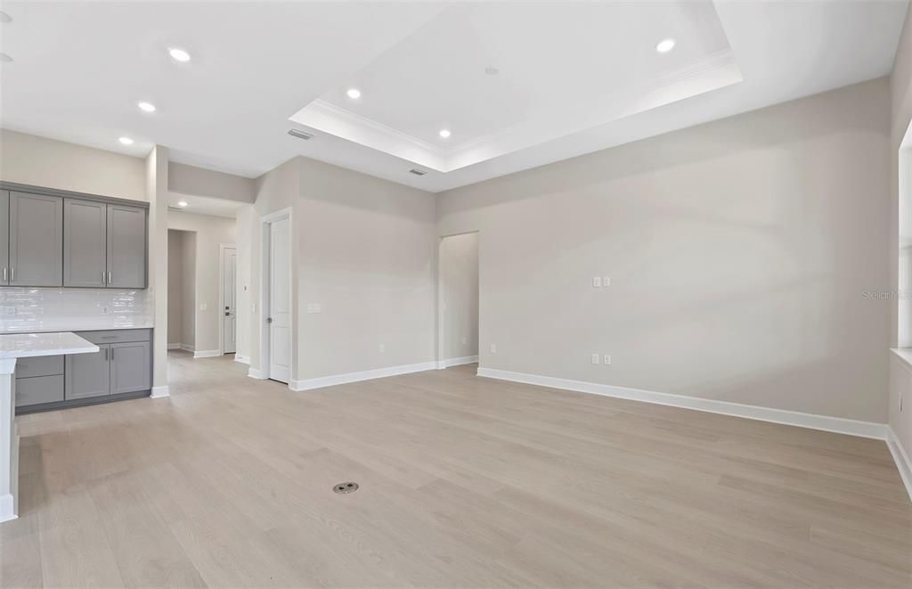 For Sale: $785,000 (2 beds, 2 baths, 1670 Square Feet)