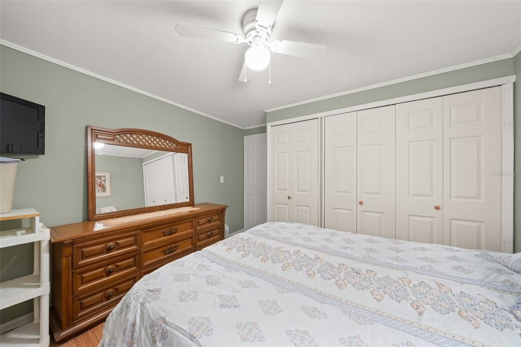 For Sale: $64,900 (2 beds, 1 baths, 672 Square Feet)