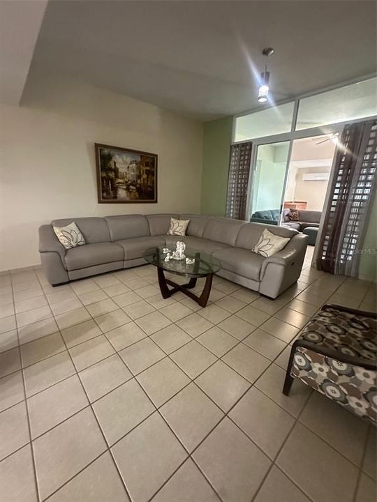 Active With Contract: $280,000 (3 beds, 2 baths, 1845 Square Feet)