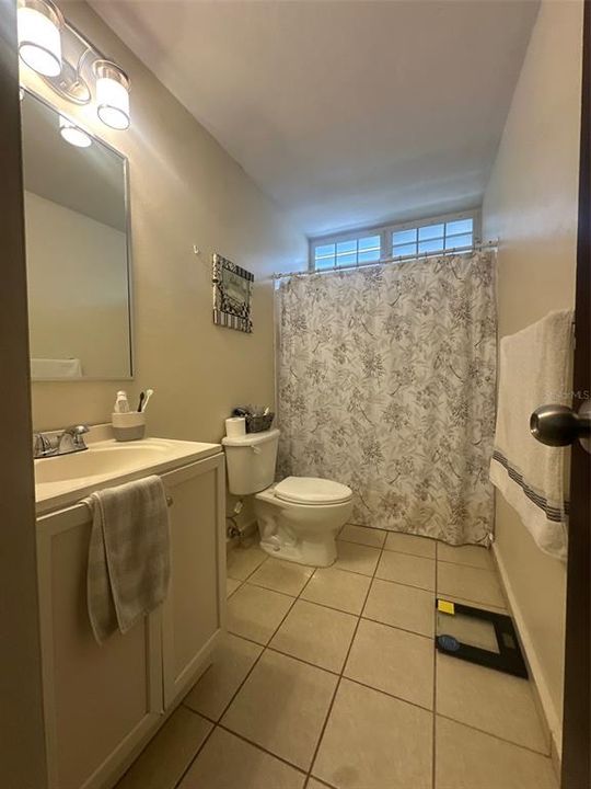 Active With Contract: $280,000 (3 beds, 2 baths, 1845 Square Feet)