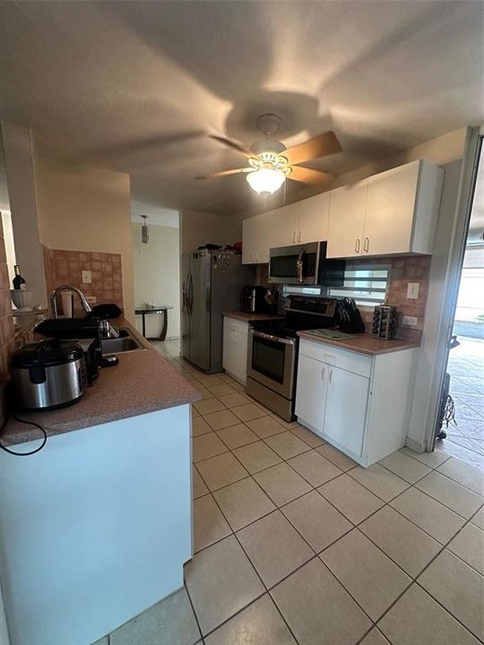 Active With Contract: $280,000 (3 beds, 2 baths, 1845 Square Feet)