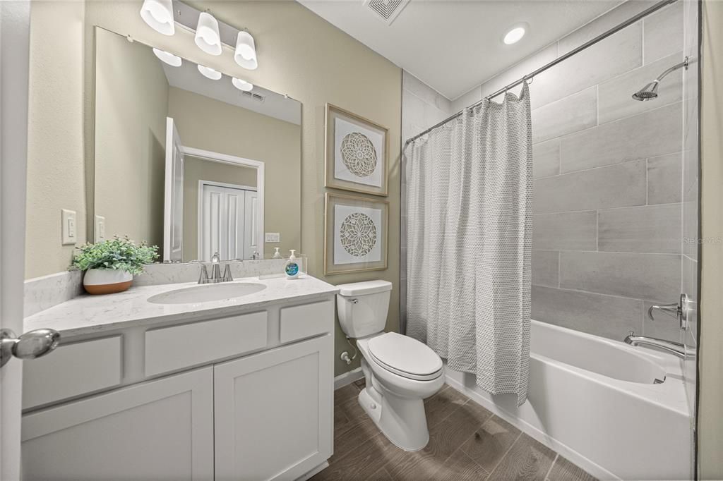 待售: $359,990 (4 贝兹, 3 浴室, 2173 平方英尺)