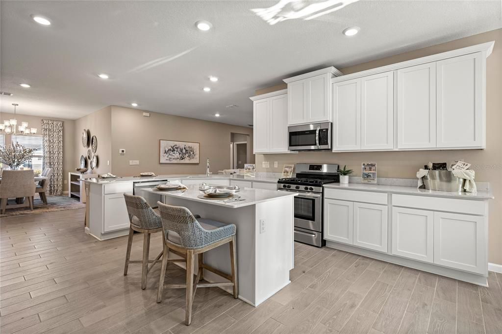 待售: $359,990 (4 贝兹, 3 浴室, 2173 平方英尺)