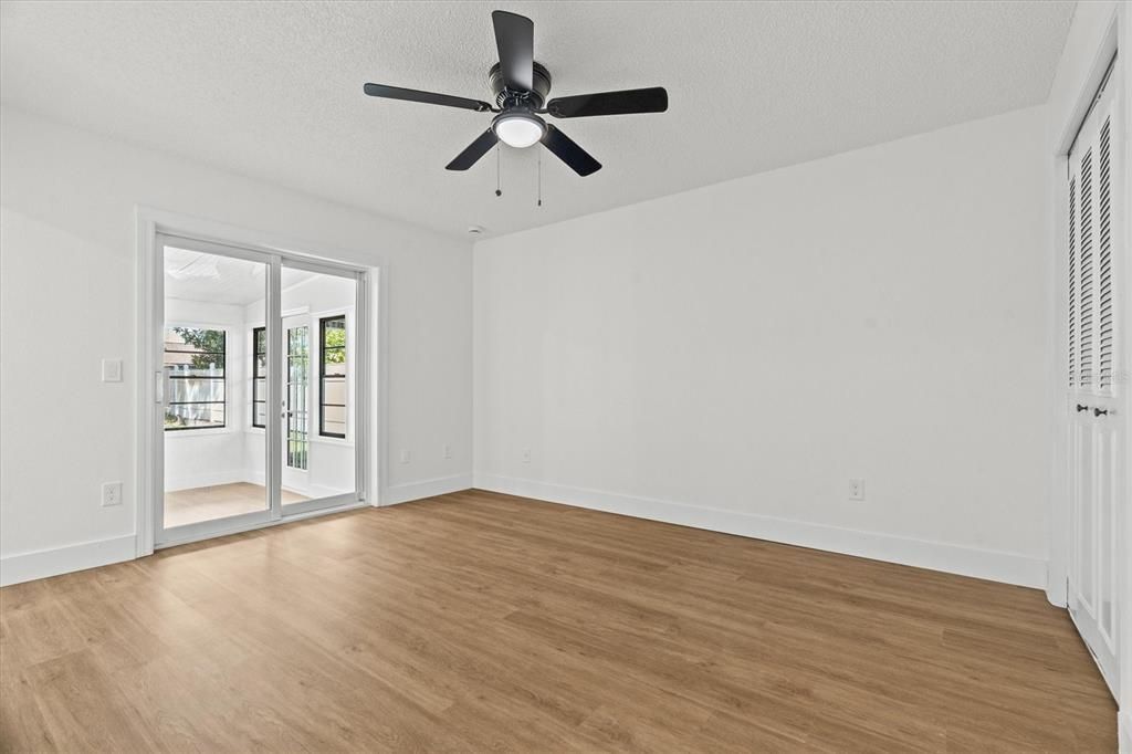 Active With Contract: $319,000 (3 beds, 2 baths, 1742 Square Feet)