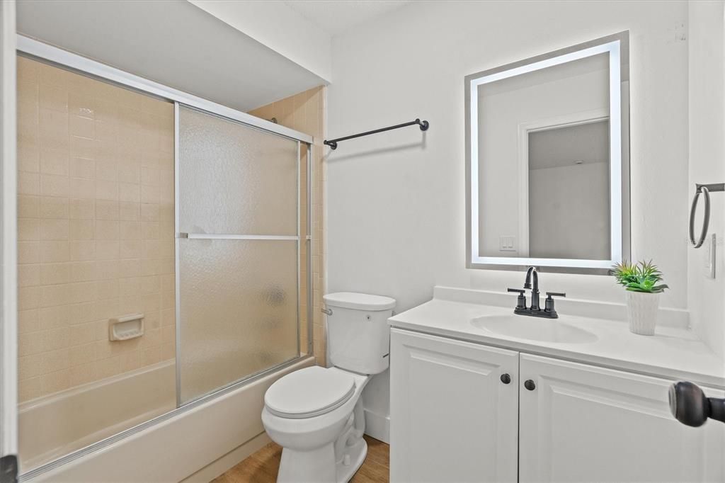 Active With Contract: $319,000 (3 beds, 2 baths, 1742 Square Feet)