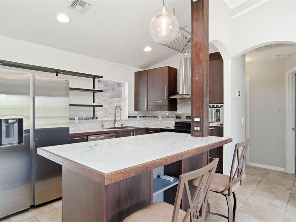 For Sale: $344,900 (3 beds, 2 baths, 1110 Square Feet)