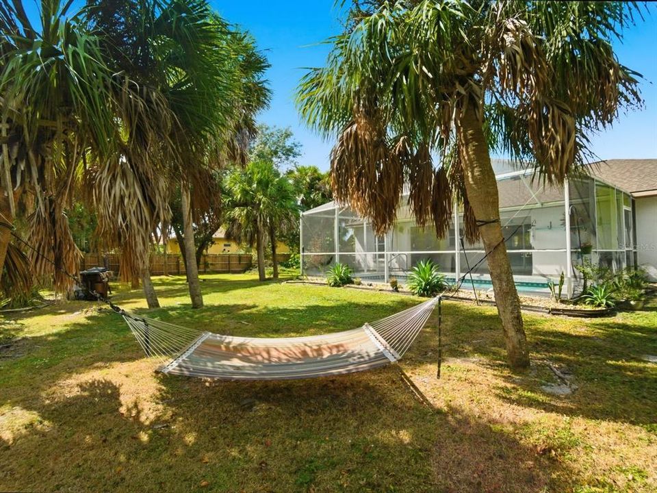 For Sale: $344,900 (3 beds, 2 baths, 1110 Square Feet)