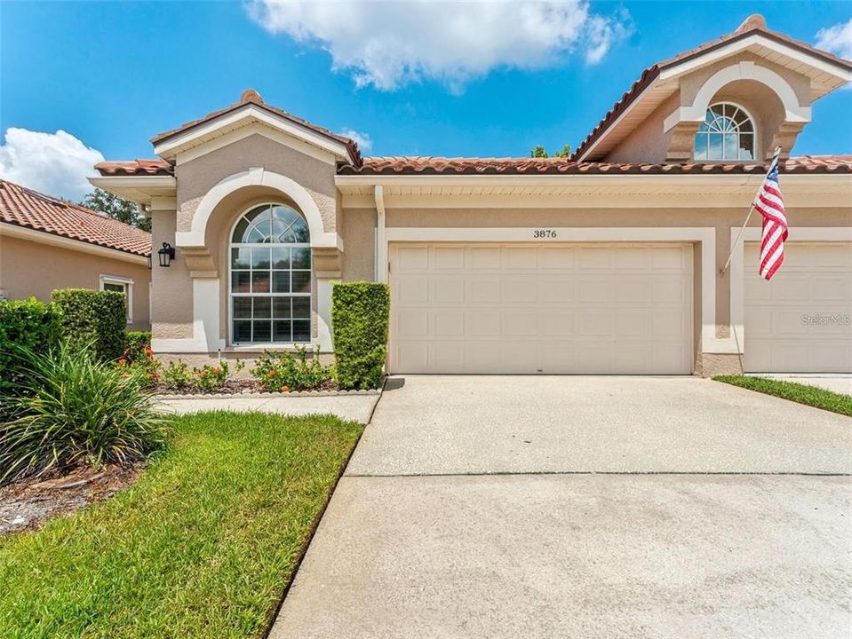 For Sale: $415,000 (3 beds, 2 baths, 1563 Square Feet)