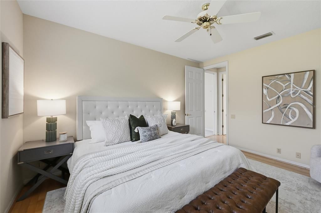 En Venta: $1,399,000 (4 camas, 3 baños, 3726 Pies cuadrados)