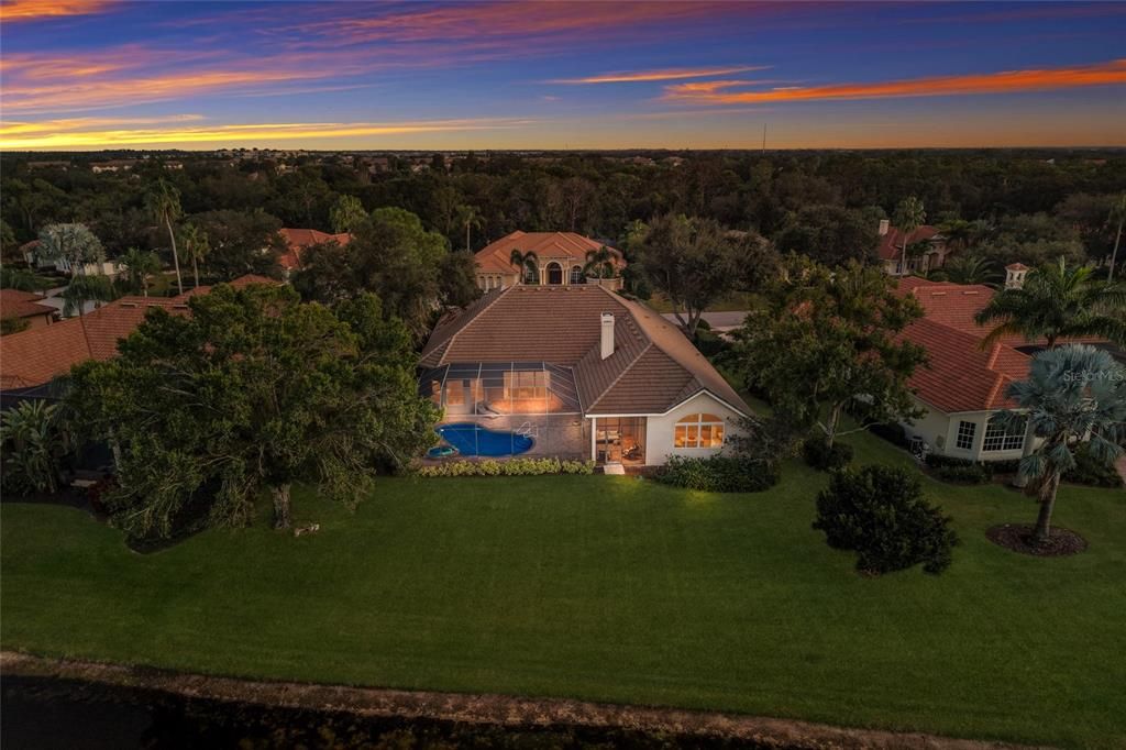 En Venta: $1,399,000 (4 camas, 3 baños, 3726 Pies cuadrados)