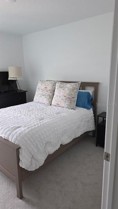 For Rent: $2,550 (4 beds, 3 baths, 1897 Square Feet)