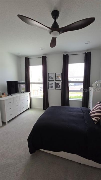 For Rent: $2,550 (4 beds, 3 baths, 1897 Square Feet)