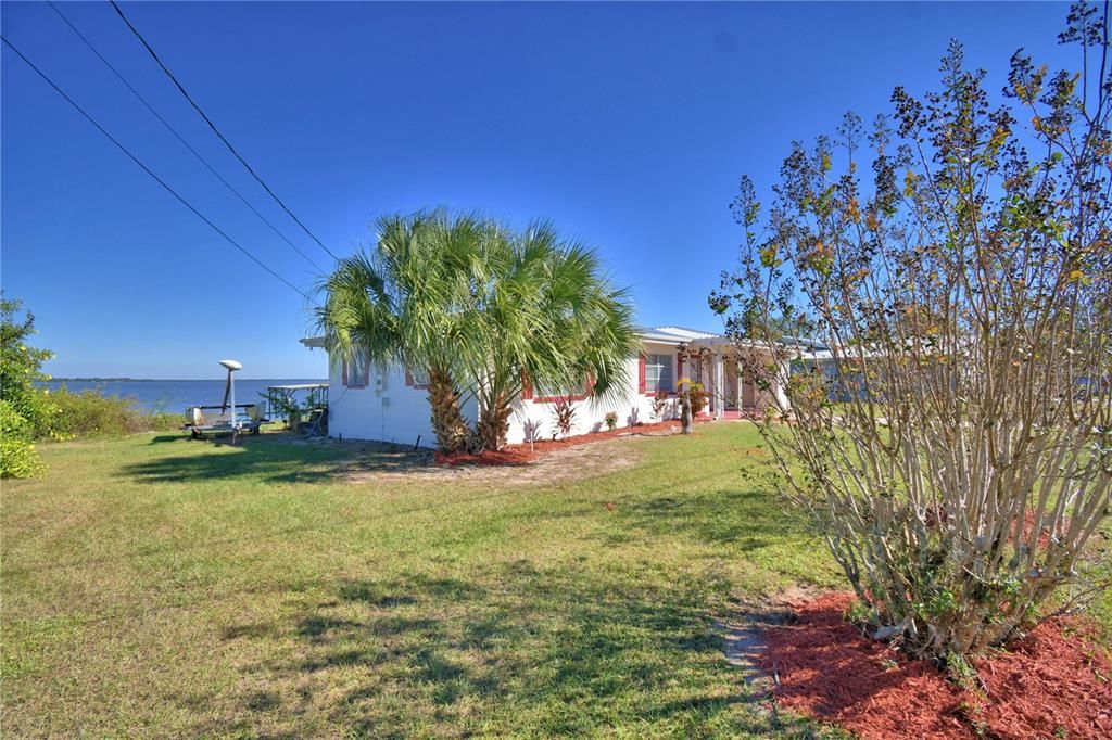 待售: $335,000 (3 贝兹, 1 浴室, 1048 平方英尺)