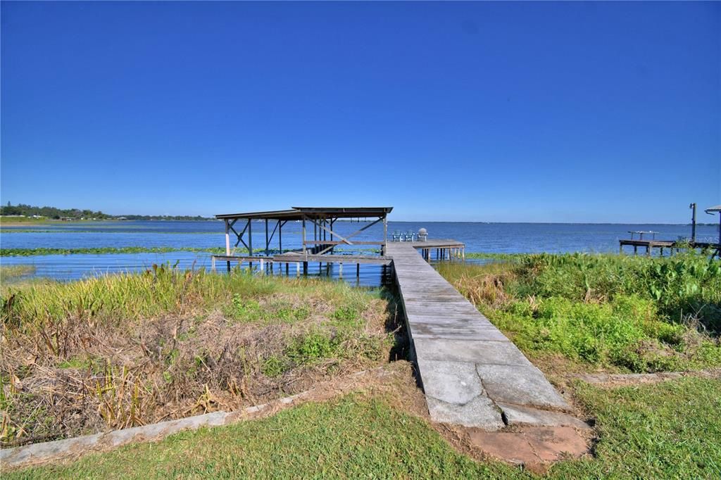 待售: $335,000 (3 贝兹, 1 浴室, 1048 平方英尺)