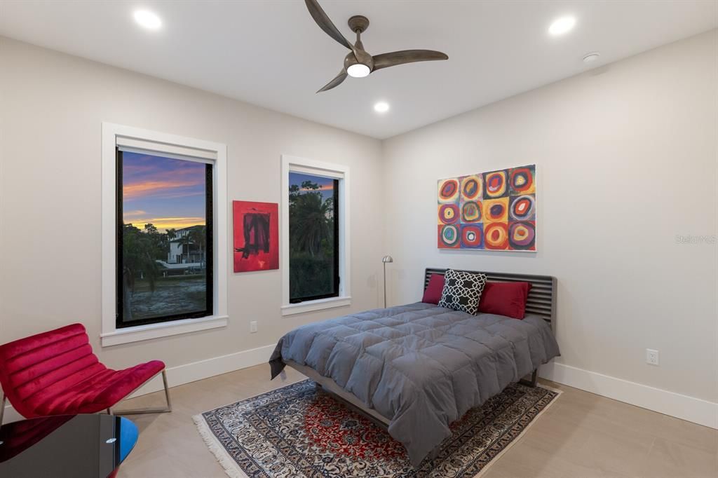 For Sale: $3,190,000 (3 beds, 3 baths, 3428 Square Feet)