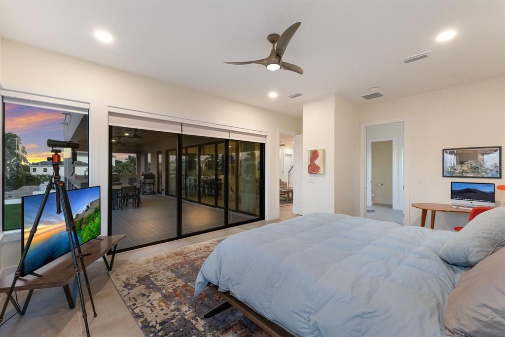 For Sale: $3,190,000 (3 beds, 3 baths, 3428 Square Feet)