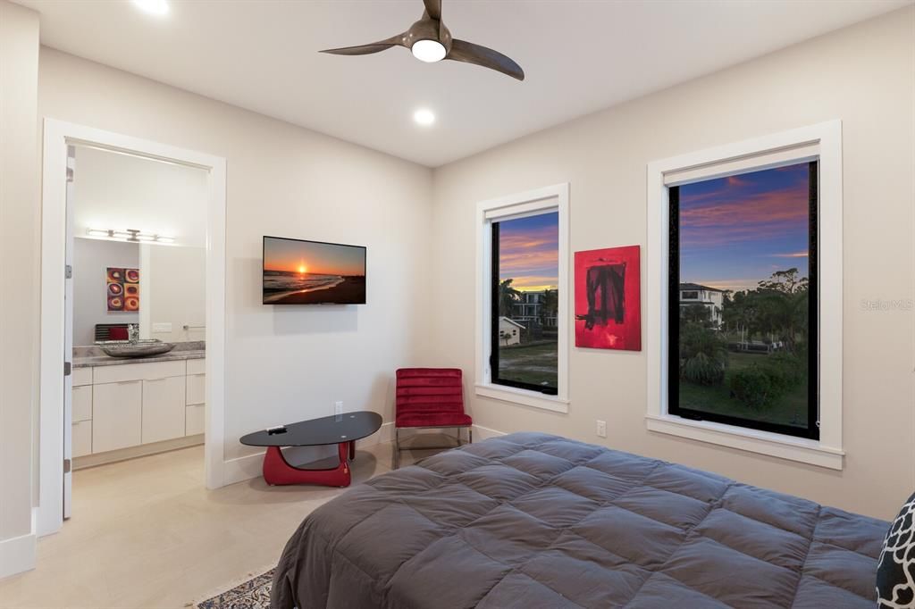 For Sale: $3,190,000 (3 beds, 3 baths, 3428 Square Feet)