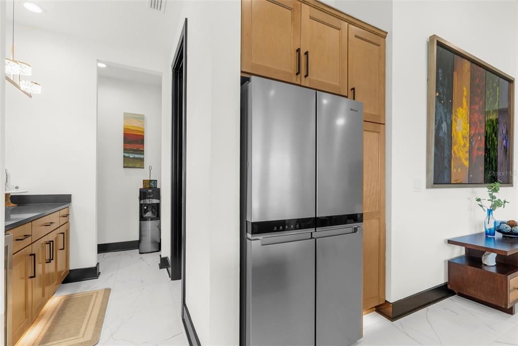 出租: $3,595 (4 贝兹, 3 浴室, 2192 平方英尺)