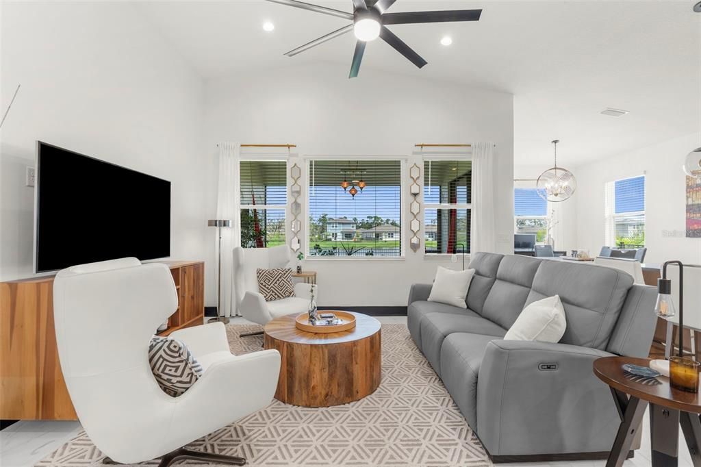 出租: $3,595 (4 贝兹, 3 浴室, 2192 平方英尺)