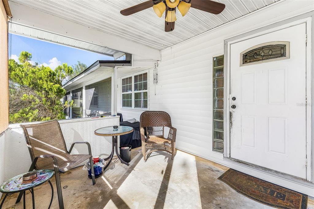 For Sale: $200,000 (3 beds, 2 baths, 1600 Square Feet)