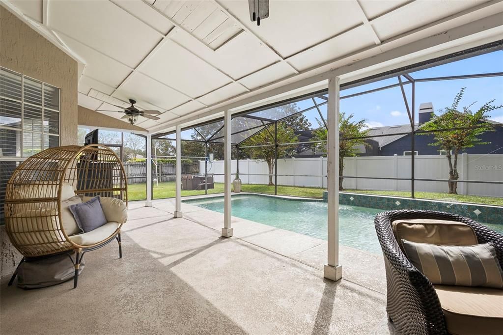 En Venta: $721,000 (5 camas, 2 baños, 2880 Pies cuadrados)