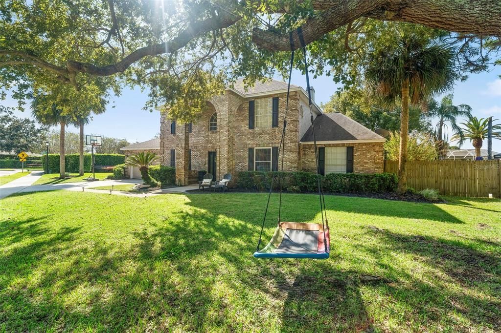 En Venta: $721,000 (5 camas, 2 baños, 2880 Pies cuadrados)