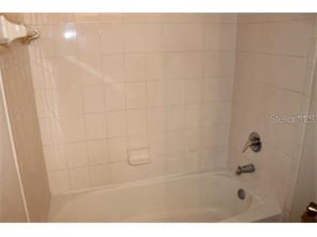 For Rent: $1,249 (1 beds, 1 baths, 619 Square Feet)
