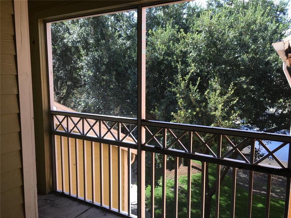 For Rent: $1,249 (1 beds, 1 baths, 619 Square Feet)