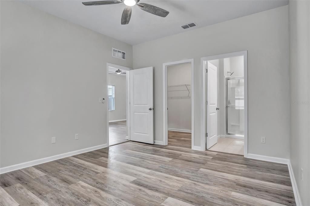 For Sale: $315,000 (3 beds, 2 baths, 1174 Square Feet)