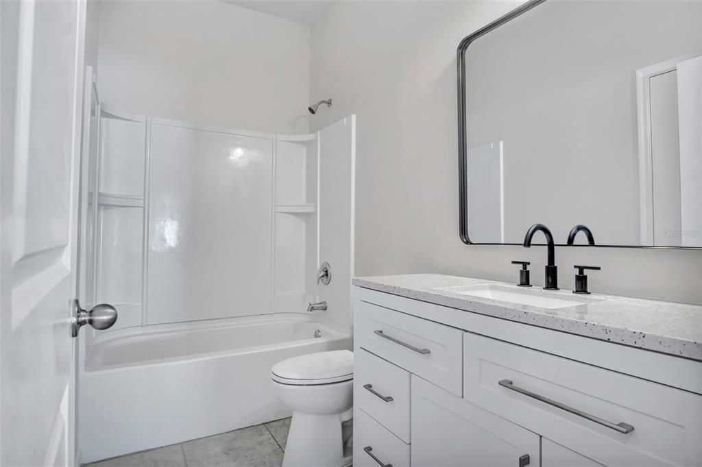 For Sale: $315,000 (3 beds, 2 baths, 1174 Square Feet)