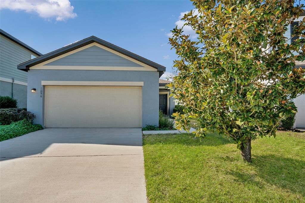 For Sale: $315,000 (3 beds, 2 baths, 1174 Square Feet)